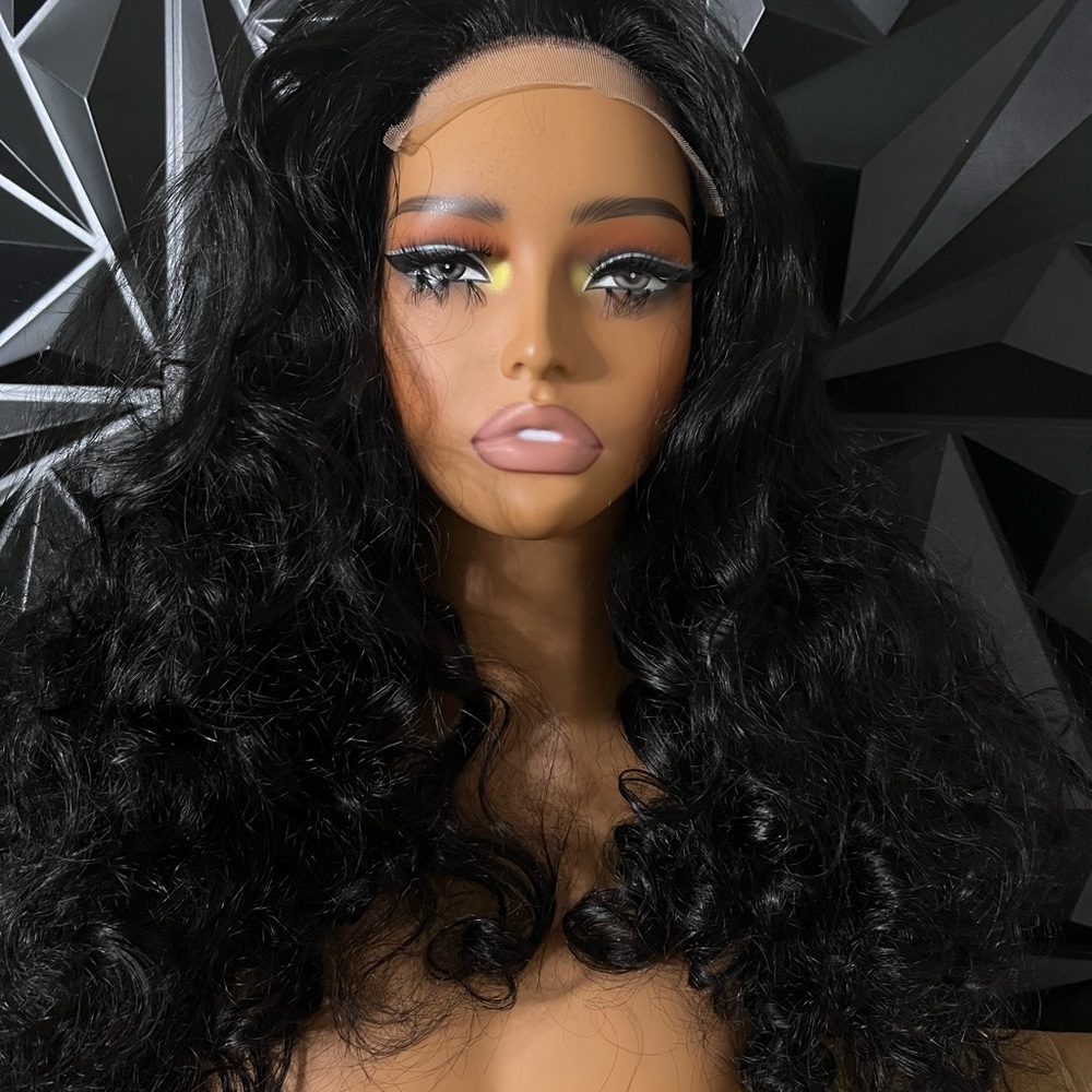 Luxurious Black human Curly Wig 28inches